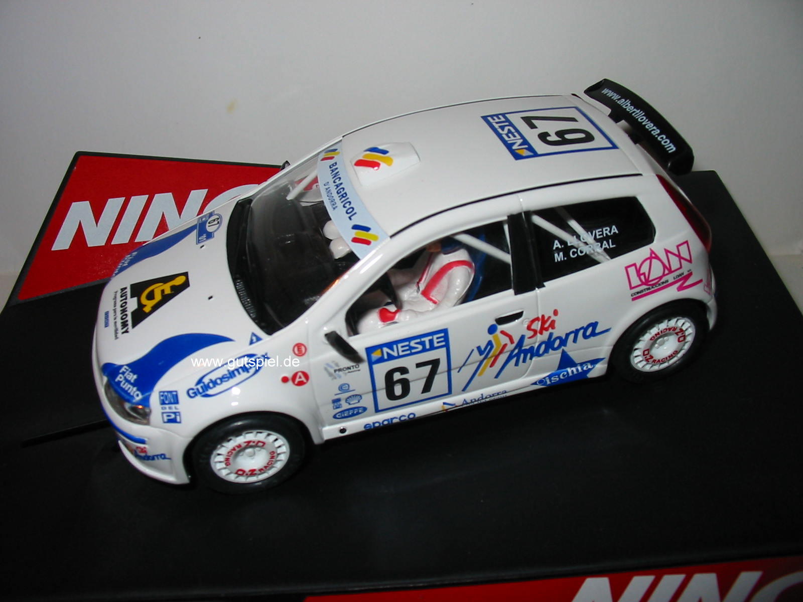 Ninco BMW M3 GTR "Red Bull